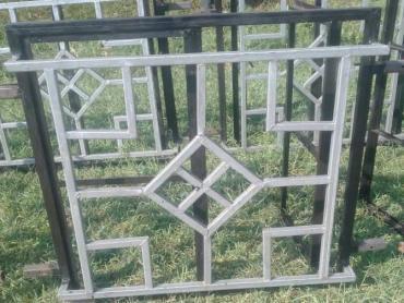 Single Metalic window(2 1/2 Square)